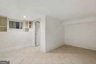 2840 Peachtree Rd NE, Atlanta, GA 30305 - Photo 22