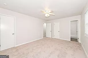949 Falcon Crest Dr, Lawrenceville, GA 30043 - Photo 10