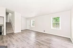949 Falcon Crest Dr, Lawrenceville, GA 30043 - Photo 4