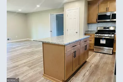 6165 Radford Drive, Riverdale, GA 30296 - Photo 8