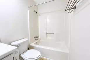 2734 Ashbury Point Ln, Marietta, GA 30066 - Photo 20
