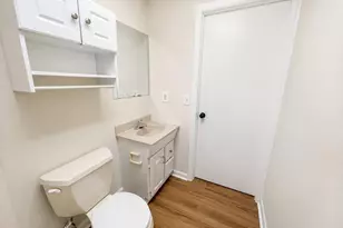 2734 Ashbury Point Ln, Marietta, GA 30066 - Photo 6