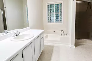 2734 Ashbury Point Ln, Marietta, GA 30066 - Photo 14