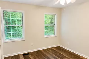 2734 Ashbury Point Ln, Marietta, GA 30066 - Photo 12