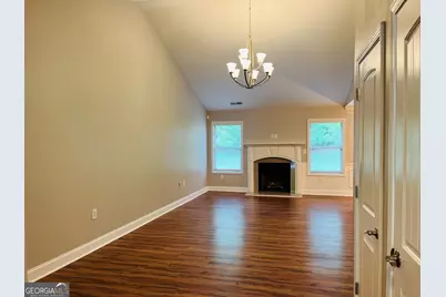5750 Crest Hill Drive, Buford, GA 30518 - Photo 4