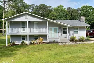 147 N Lake Dr, Lagrange, GA 30240 - Photo 1