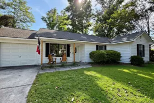 118 Crestwood Ct, Kingsland, GA 31548 - Photo 2