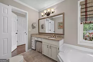 868 Edgewater Cir, Marietta, GA 30062 - Photo 16