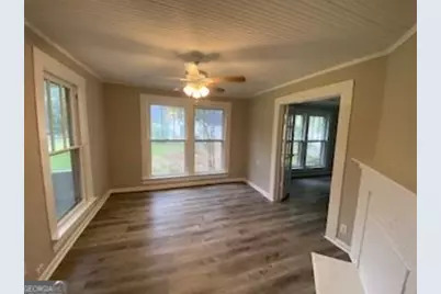 232 E 5th Avenue, Winder, GA 30680 - Photo 6