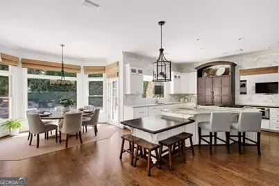 740 Riley Place, Sandy Springs, GA 30327 - Photo 8