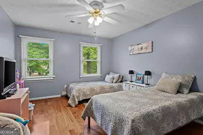 140 Lakeside Drive NW, Kennesaw, GA 30144 - Photo 20