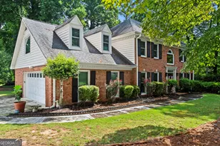 140 Lakeside Dr NW, Kennesaw, GA 30144 - Photo 2