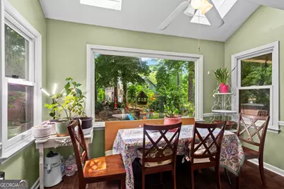 140 Lakeside Drive NW, Kennesaw, GA 30144 - Photo 10