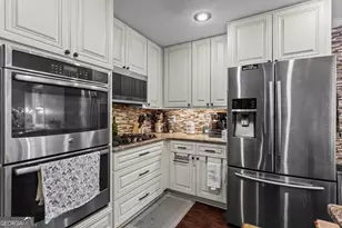140 Lakeside Dr NW, Kennesaw, GA 30144 - Photo 8