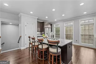 1044 Township Square, Alpharetta, GA 30022 - Photo 10