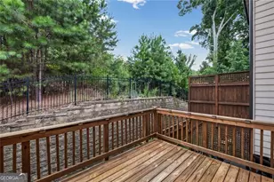 1044 Township Square, Alpharetta, GA 30022 - Photo 32