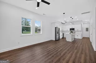 100 Marshall Ave, Hogansville, GA 30230 - Photo 4