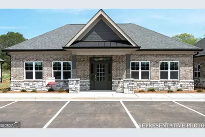 1060 Garland Drive #200, Bogart, GA 30622 - Photo 1