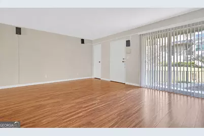 276 Lakemoore Drive NE #E, Atlanta, GA 30342 - Photo 4