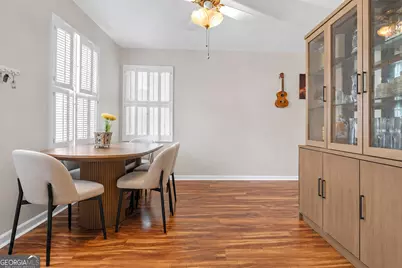 276 Lakemoore Drive NE #E, Atlanta, GA 30342 - Photo 8