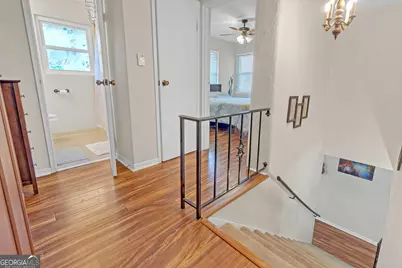 276 Lakemoore Drive NE #E, Atlanta, GA 30342 - Photo 12