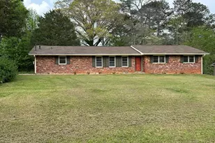 720 Jewel Pl, Lilburn, GA 30047 - Photo 1