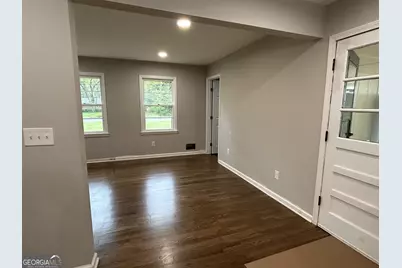 720 Jewel Place, Lilburn, GA 30047 - Photo 4