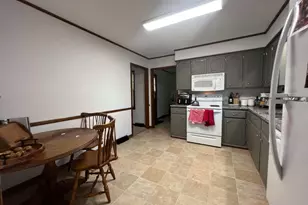 548 Athens St, Hartwell, GA 30643 - Photo 8