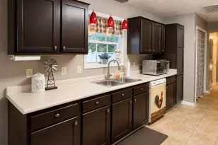 813 Hester Dr, Vidalia, GA 30474 - Photo 4