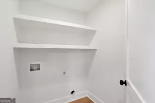 615 E 38th St, Savannah, GA 31401 - Photo 34