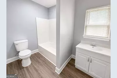 242 S Brunswick Street, Jesup, GA 31546 - Photo 8