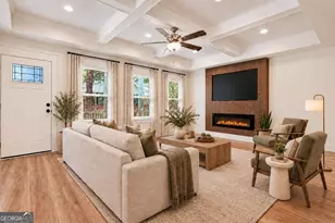 1005 E 35th St, Savannah, GA 31401 - Photo 1