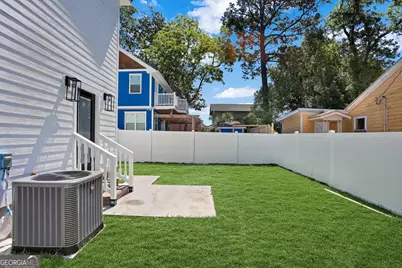 1005 E 35th Street, Savannah, GA 31401 - Photo 6