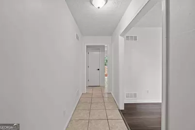 246 Barbara Lane SW, Mableton, GA 30126 - Photo 6