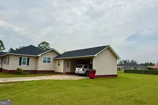 58 Burketts Ferry Rd, Hazlehurst, GA 31539 - Photo 6