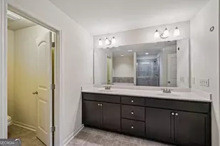 256 Centerview Wy, Lawrenceville, GA 30046 - Photo 30