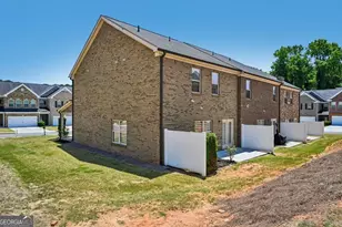 256 Centerview Wy, Lawrenceville, GA 30046 - Photo 32