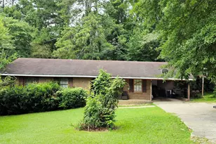 1583 Newcastle Dr, Macon, GA 31204 - Photo 1