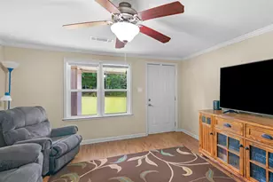 353 Jackson Dr, Thomaston, GA 30286 - Photo 6