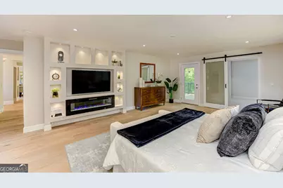 250 Bruton Way, Atlanta, GA 30342 - Photo 20