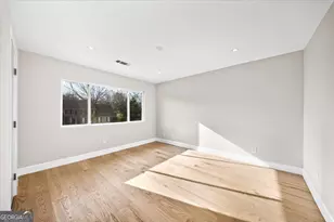 250 Bruton Way, Atlanta, GA 30342 - Photo 32
