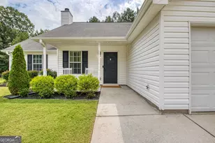 185 Creekside Dr, Grantville, GA 30220 - Photo 4