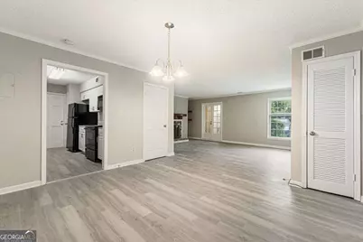3028 Parc Lorraine, Lithonia, GA 30058 - Photo 8