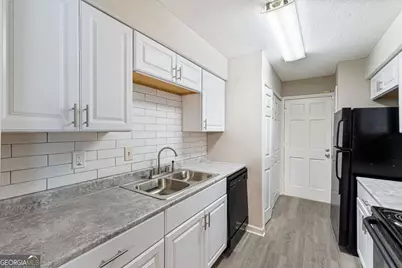 3028 Parc Lorraine, Lithonia, GA 30058 - Photo 4