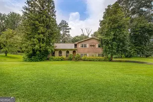 2069 Forest Dr, Fayetteville, GA 30214 - Photo 2