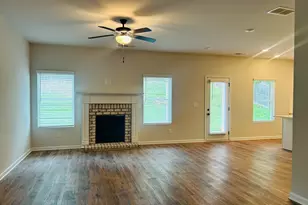 57 Pacific Ave, Sharpsburg, GA 30277 - Photo 6