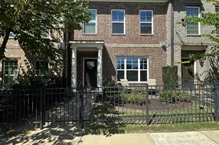 882 Westmoreland Circle Northwest, Atlanta, GA 30318 - Photo 1