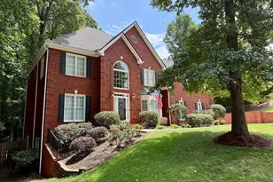 192 Brook Ln, Roswell, GA 30075 - Photo 2