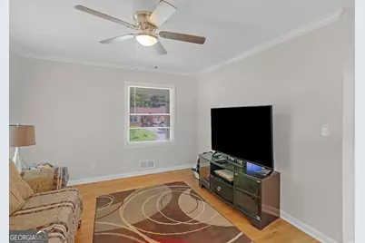 1607 Hillview Avenue, Jonesboro, GA 30236 - Photo 6