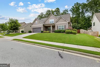 12 Delaware Way, Newnan, GA 30265 - Photo 2